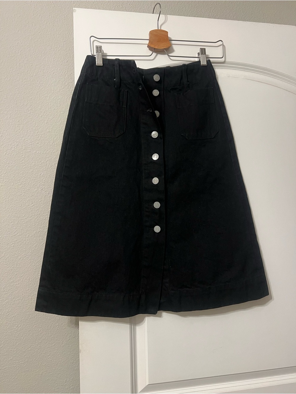 RARE Vivian Ramsay Black A-Line Button-Front Skirt - Picture 3 of 9